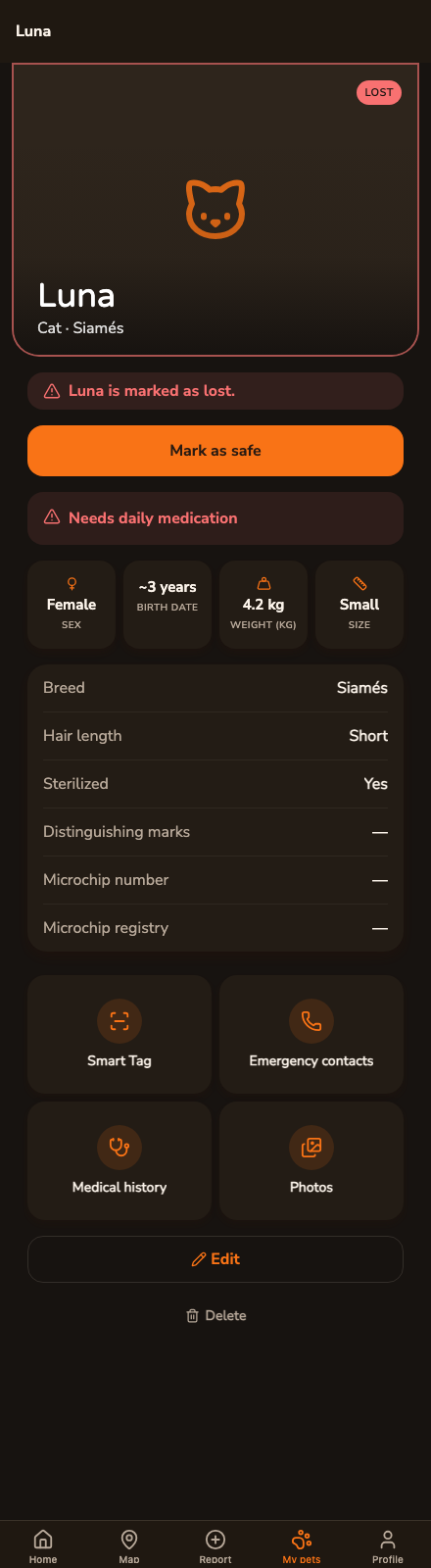 A pet profile with breed, medical details and a lost-mode banner